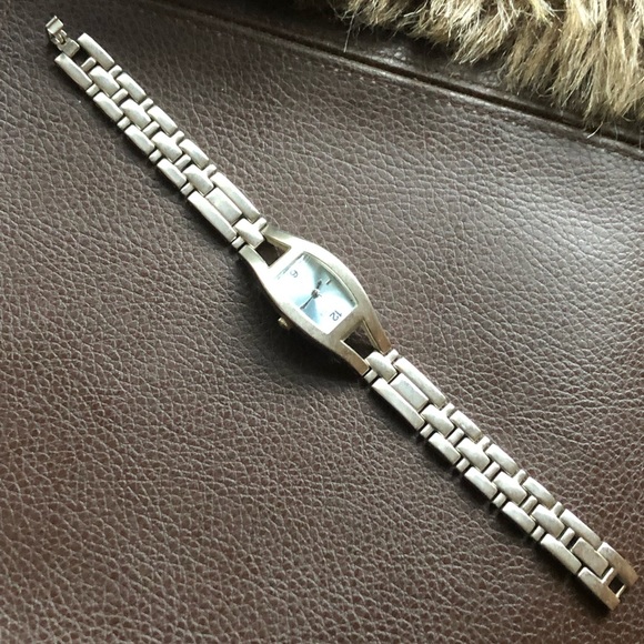 Ladies Studio1 silver tone bracelet style watch - Picture 4 of 7